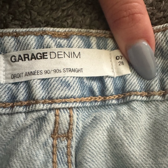 Garage 90s Straight Light Wash Jeans - Picture 7 of 7